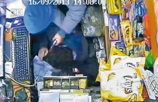 Asalto, disparos y un herido a metros de la Casa de Gobierno