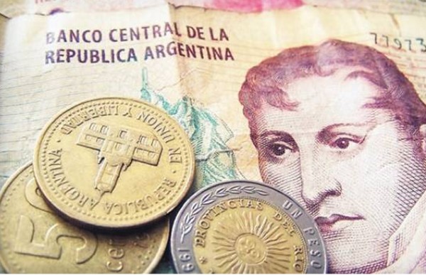 Volc� la econom�a y cae a ritmo brasile�o