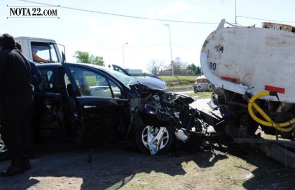 El diputado Gerardo Rico sufri� un espectacular accidente 