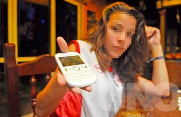 �Me quiso sacar el celular; yo resist� y me peg� otro tiro m�s�