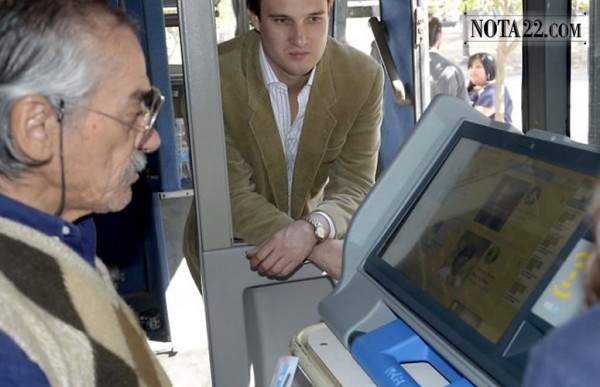 Voces a favor y en contra del voto el�ctr�nico