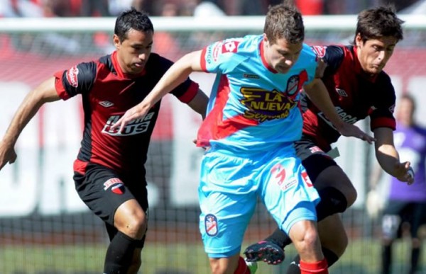 Col�n, otra derrota y van...