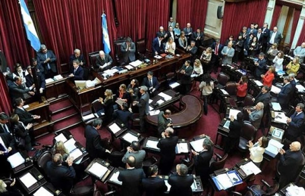 El Senado ante otro posible escndalo: los sueldos de legisladores podran pasar de 4,5 a ms de 9 millones