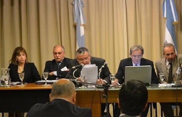 Suspensi�n y juicio pol�tico contra una jueza que fue electa diputada