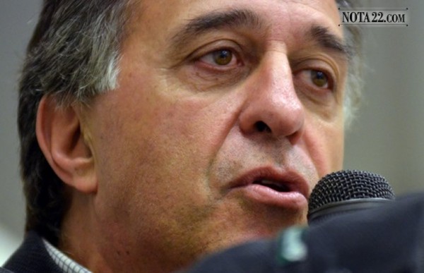 Néstor Pitrola: “La nuestra es una banca colectiva”