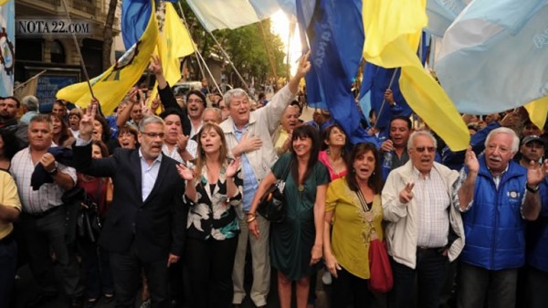 El peronismo celebró dividido el Día de la Lealtad