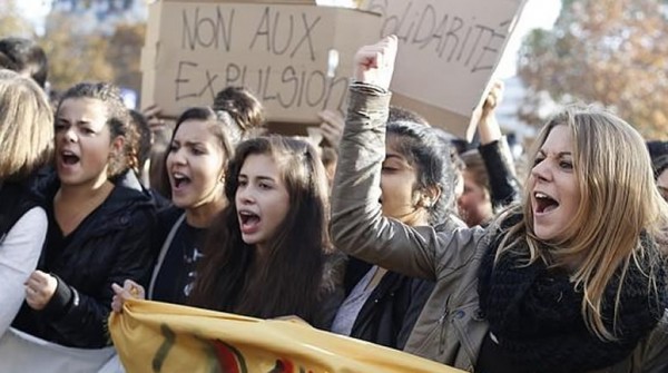 El tribunal de Estrasburgo condena a Francia por la expulsi�n de gitanos de 2004