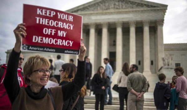 El Supremo de EE UU debate la legalidad de las oraciones en actos p�blicos