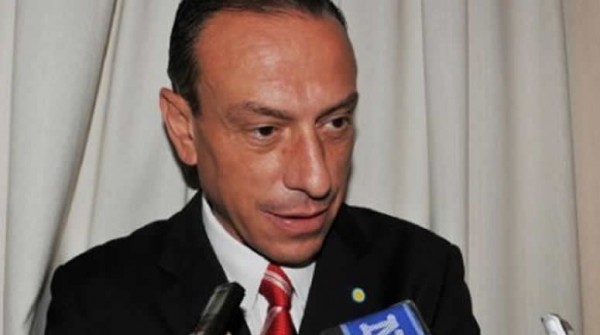 Arrieta le contest� a las entidades agropecuarias