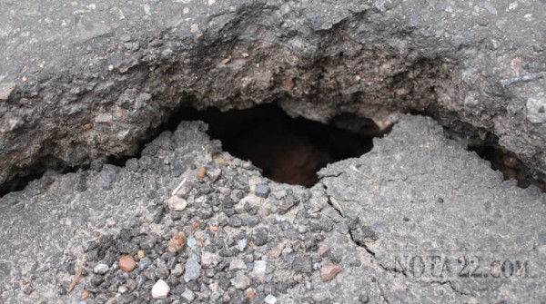 La gestin de Jos Corral en un bache