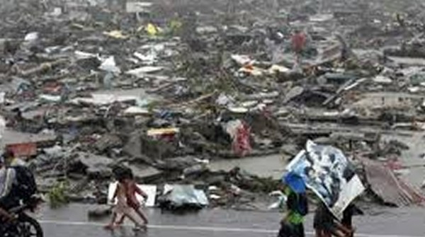 Tres muertos y m�s de 700.000 evacuados por el tif�n Hagupit en Filipinas