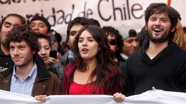 Estudiantes chilenos se lanzan al Parlamento con promesas de renovar la pol�tica
