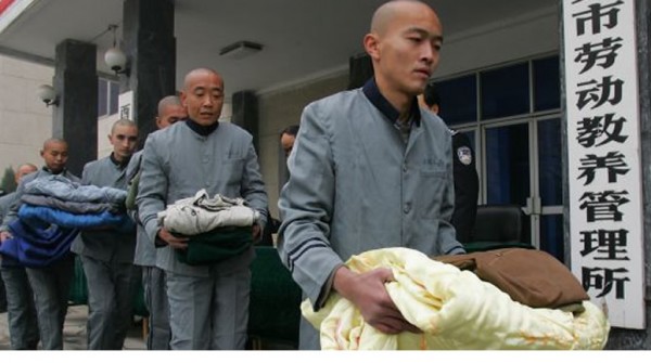 Un gobierno manchado por la corrupci�n y los dobles est�ndares