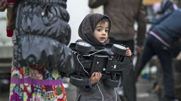 Gases lacrim�genos contra ni�os en el desalojo de un edificio ocupado