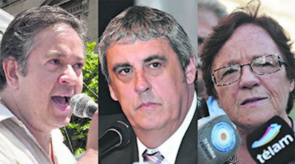 Con aprobacin de los docentes