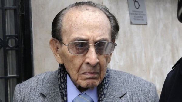 El juez Carlos Fayt renunci� a la Corte: se ir� cuando cambie el Gobierno