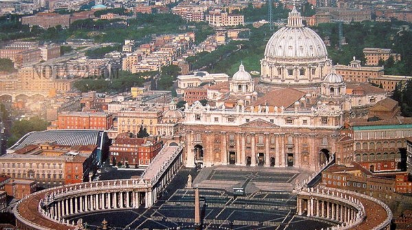 Vaticano endurece normas sobre fenmenos sobrenaturales