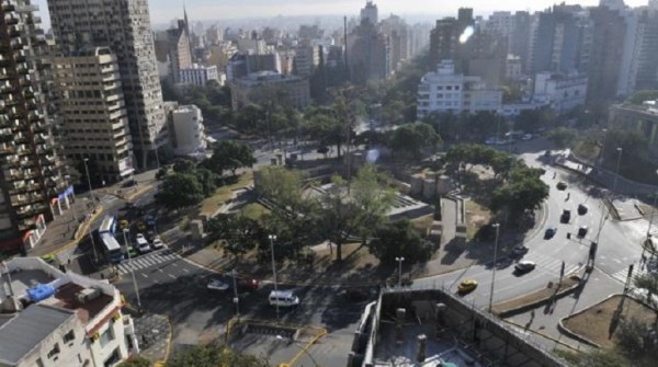 Agregar�n un carril a la rotonda de Plaza Espa�a para aliviar el tr�nsito