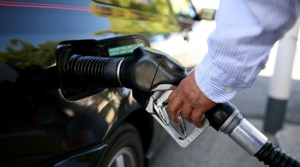 Ranking de 100 pa�ses: �cu�ntos litros de nafta se compran con un salario promedio?