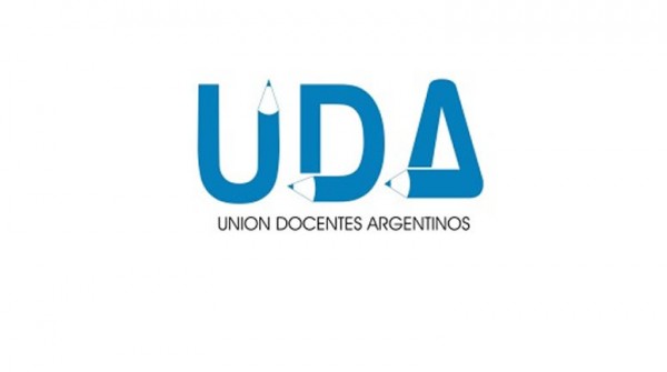 Paro nacional de UDA para exigir el cumplimiento del fallo judicial y en repudio por la represin contra los docentes