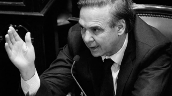 ''Ausencia de federalismo'': el bloque de Pichetto critic al Gobierno por el nuevo cargo a usuarios de electricidad