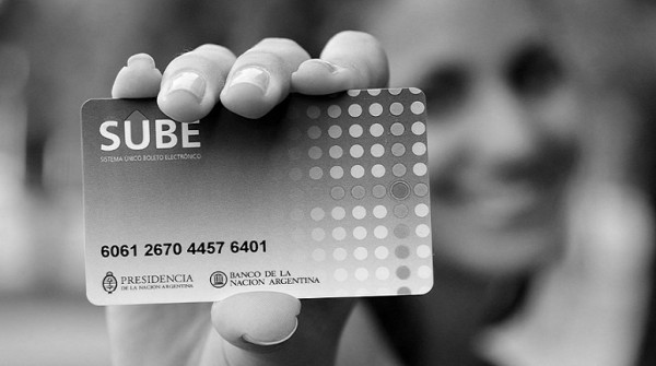 Diputados: proponen implementar la SUBE Digital para pagar el boleto con el celular