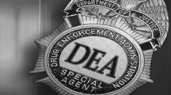 Facebook le pide a la DEA que deje de crear perfiles falsos