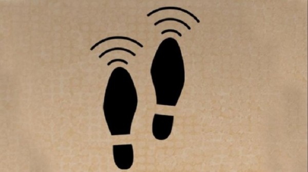 Crean zapatos para ciegos con sensores ultras�nicos que detectan objetos