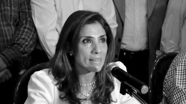 La gobernadora de Santiago del Estero buscar� que se proh�ba la purpurina en todo el pa�s