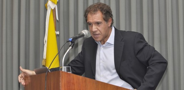 Desvalijaron la casa de Daniel Hadad en un country de Pilar