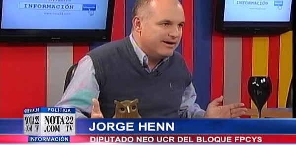 Henn propone acciones para garantizar el derecho de los chicos a ser o�dos