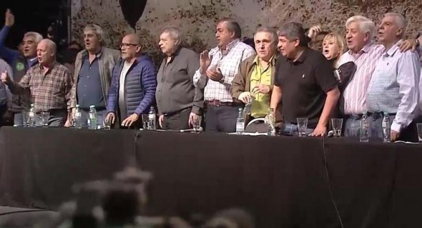 Gobierno convoca a la CGT para intentar frenar el llamado a un paro general