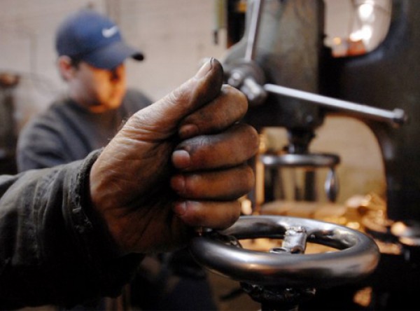 La industria logr� en septiembre su primer resultado positivo del a�o, seg�n la UIA