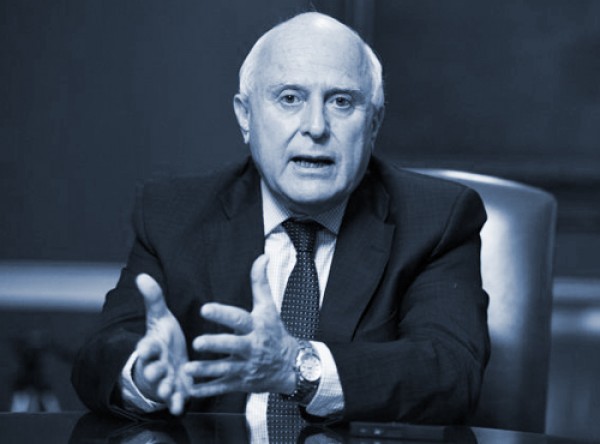 Lifschitz incluye en la reforma que la EPE y Aguas se mantengan en manos del Estado