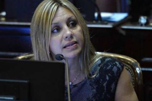 Mar�a de los �ngeles Sacnun: 