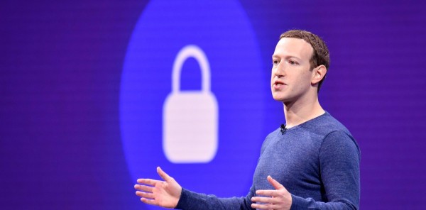 Facebook prohibir publicaciones que nieguen o tergiversen el Holocausto