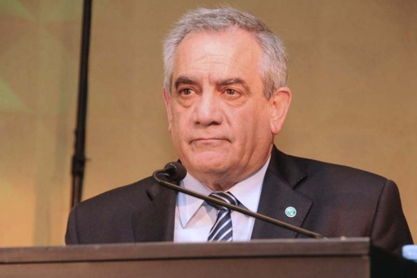 El campo afirma estar dispuesto a discutir las retenciones para aportar
