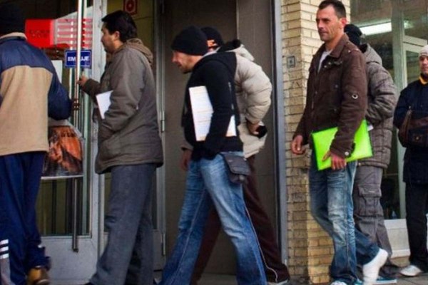 A pesar del coronavirus, un 35% de los argentinos piensa que el mayor problema es la desocupacin