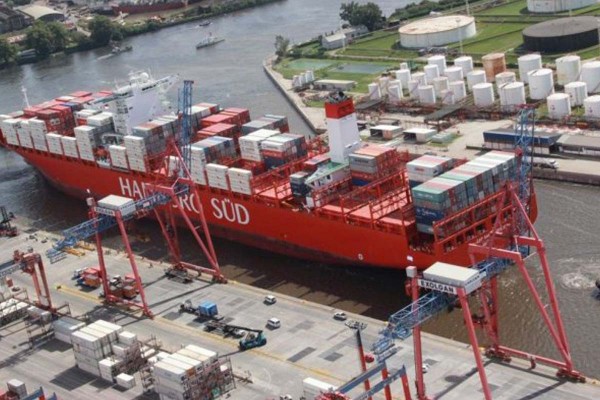 Balanza comercial inició el año con leve saldo positivo: superávit apenas rozó los u$s300 millones en enero