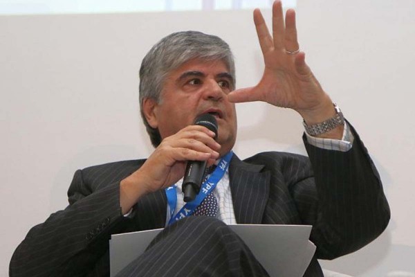 YPF espera descongelamiento gradual en el precio de los combustibles: atraso llega al 20%