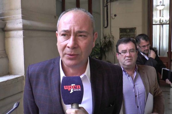 Para Molina, la cl�usula gatillo no se puede quitar