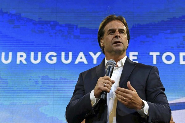 Uruguay anunci que mantendr cerradas sus fronteras durante el verano