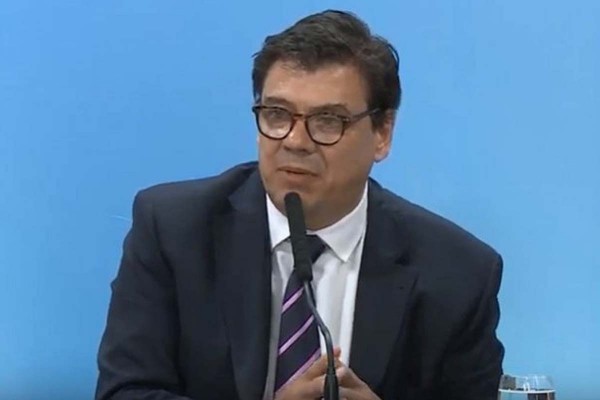 Moroni admiti� dificultades en la recuperaci�n de los salarios 