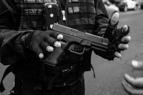 Pol�mica: Autorizan a la Polic�a de Santa Fe a llevar �cartucho en rec�mara�