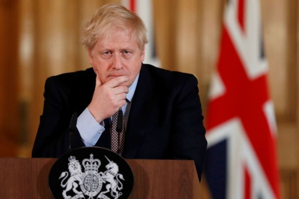 El gobierno de Boris Johnson decidi no imponer restricciones para Navidad a pesar del aumento de casos de coronavirus