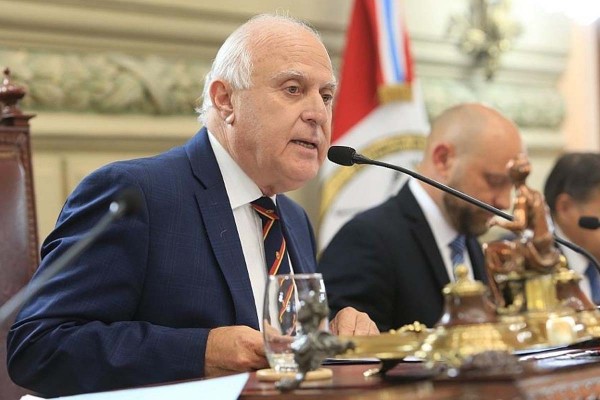 Lifschitz: �La AGN confirma que Santa Fe es una de las provincias con menos deuda del pa�s�