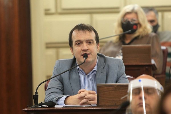 Vicent�n: El Frente Progresista propone que la provincia rescate a los peque�os productores y se incorpore al directorio de la empresa
