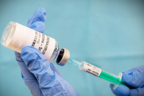 Llegan las primeras 100.000 vacunas de Pfizer al pas