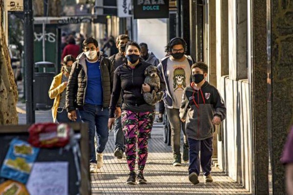 Después de 164 días de cuarentena, Argentina está a punto de quedar entre los 10 países del mundo con más contagios de coronavirus