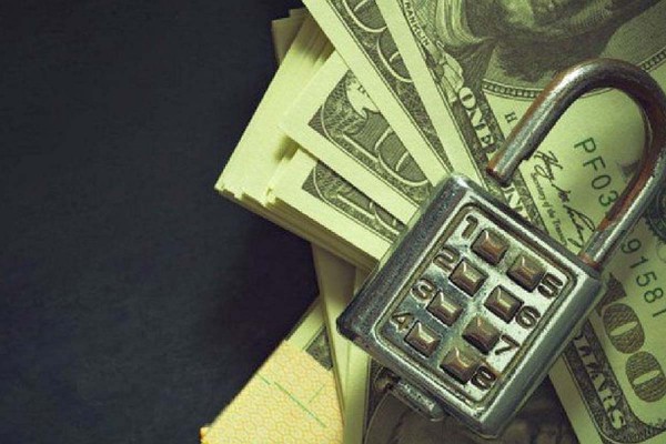 La falta de dólares lleva a un escenario temido por el Gobierno: ¿Massa deberá recortar más importaciones?